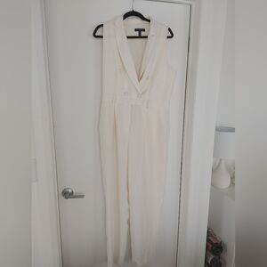 White Jumpsuit - Banana Republic -Size 12